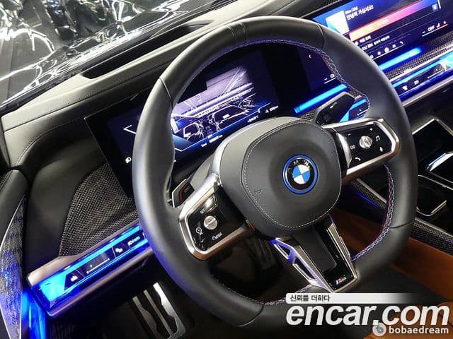 BMW i7 2024 — ფოტო 2/20