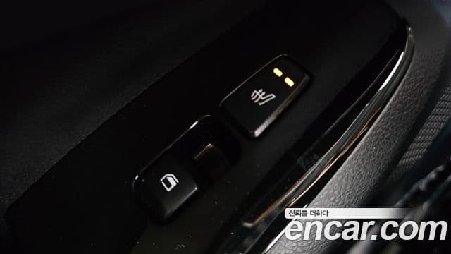 Kia Seltos 2023 — Şəkil 19/20