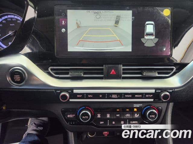 Kia Niro 2019 — Şəkil 13/20