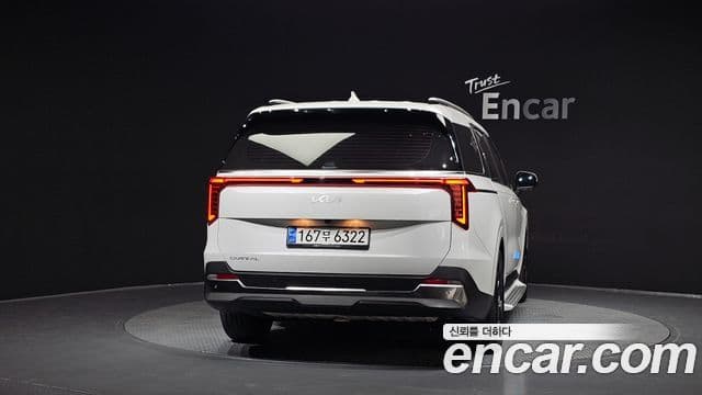 Kia Carnival 2024 — Şəkil 4/20