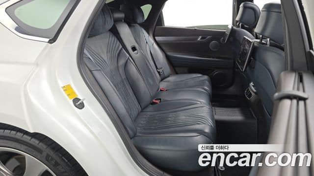 Genesis Electrified G80 2020 — ფოტო 11/20
