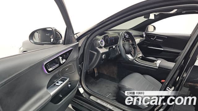 Mercedes-Benz C-Class 2023 — ფოტო 10/20