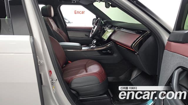 Land Rover Range Rover Sport 2024 — Photo 22/37