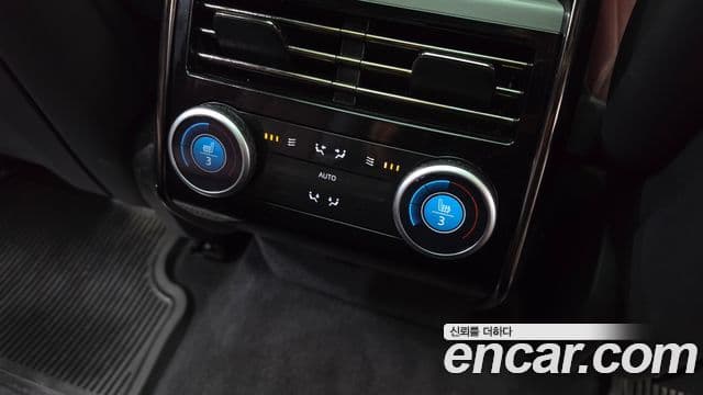 Land Rover Range Rover Sport 2024 — Photo 35/37