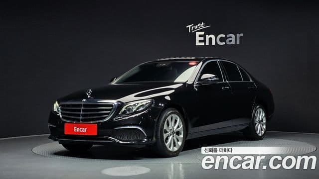 Mercedes-Benz E-Class 2019 — Şəkil 1/20