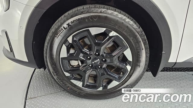 Kia Sorento 2023 — фото 5 из 20