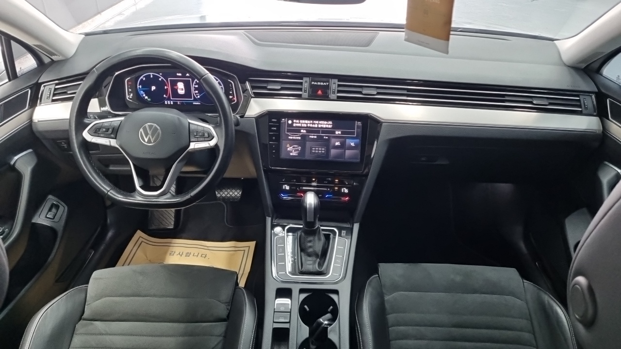Volkswagen Passat GT 2021 — Şəkil 5/18