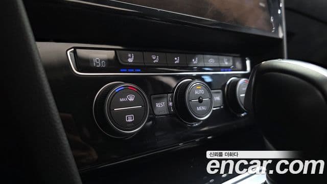 Volkswagen Arteon 2019 — Şəkil 24/37