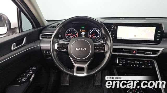 Kia K5 2021 — ფოტო 11/20