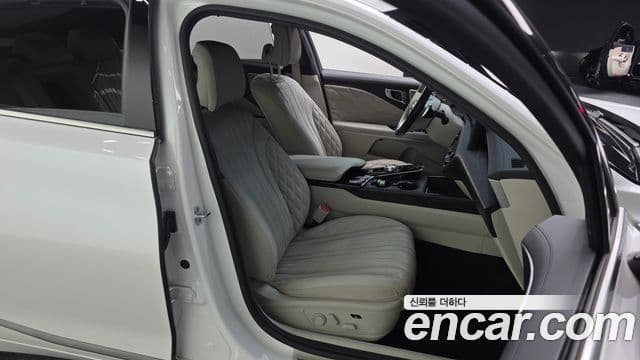 Kia K8 2022 — ფოტო 12/20