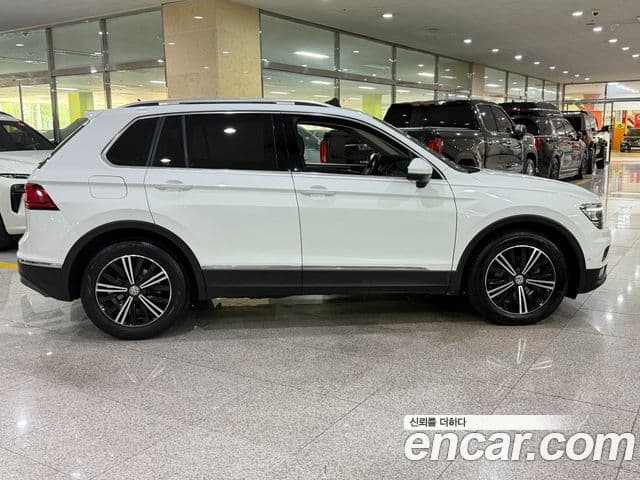 Volkswagen Tiguan 2020 — Şəkil 5/20