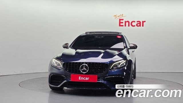 Mercedes-Benz E-Class 2018 — ფოტო 1/20