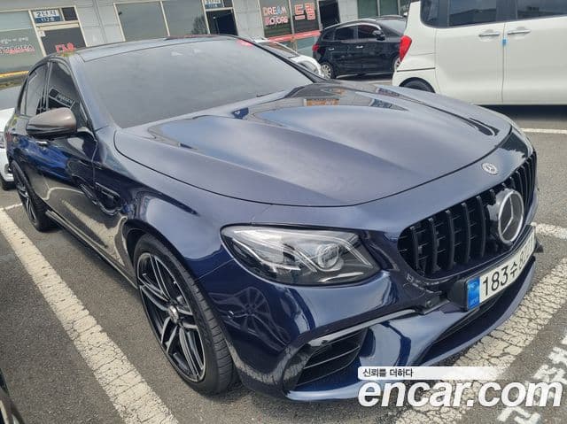 Mercedes-Benz E-Class 2018 — ფოტო 12/20