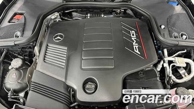 Mercedes-Benz AMG GT 2025 — Photo 3/20