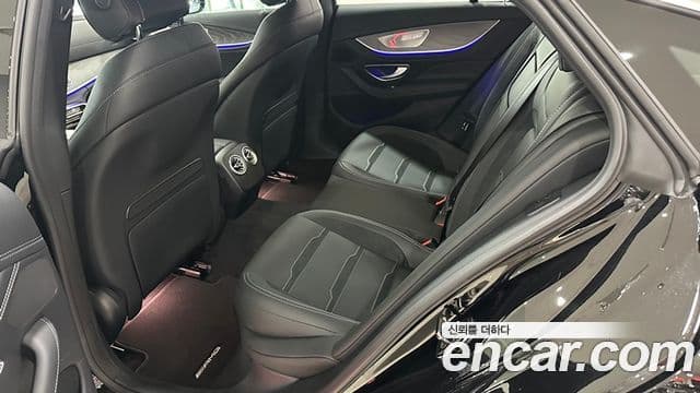 Mercedes-Benz AMG GT 2025 — Photo 12/20