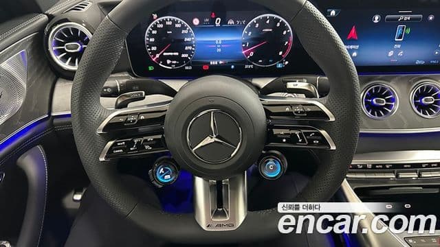 Mercedes-Benz AMG GT 2025 — Photo 16/20