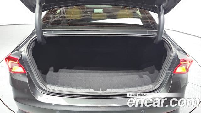 Kia K5 2023 — ფოტო 20/20