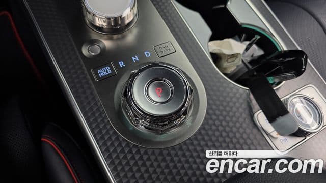 Genesis GV80 Coupe 2023 — Şəkil 8/20