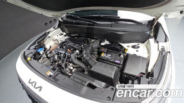 Kia Seltos 2023 — Şəkil 6/20