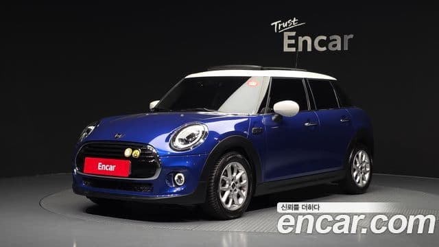 Mini Cooper 2020 — Фото 1/20