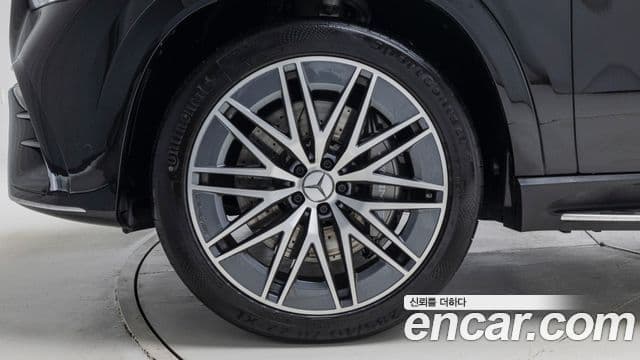 Mercedes-Benz GLE-Class 2025 — ფოტო 11/20