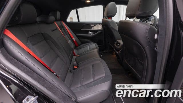 Mercedes-Benz GLE-Class 2025 — ფოტო 19/20