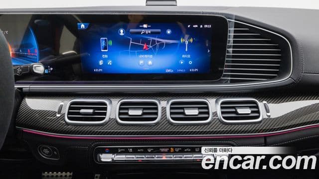 Mercedes-Benz GLE-Class 2025 — ფოტო 16/20