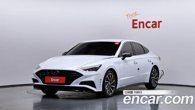 Hyundai Sonata 2022 — ფოტო 9/20