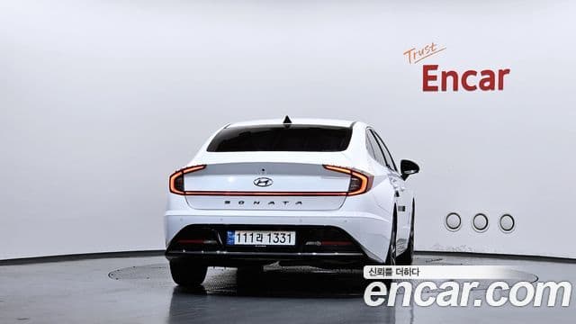 Hyundai Sonata 2022 — ფოტო 3/20