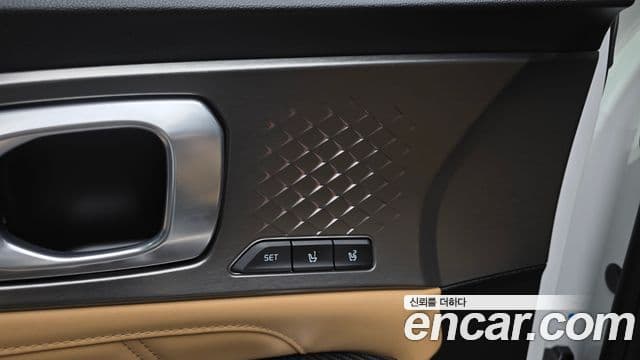 Kia Sorento 2021 — Şəkil 18/20