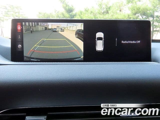 Genesis GV80 2020 — ფოტო 14/20