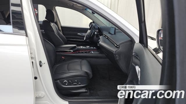 Genesis GV70 2022 — ფოტო 11/20