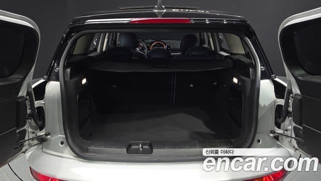 Mini Cooper S Clubman 2022 — фото 20 из 20