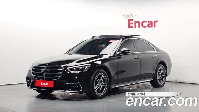 Mercedes-Benz S-Class 2022 — Photo 6/36
