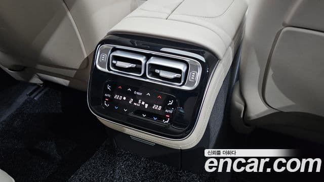 Mercedes-Benz S-Class 2022 — Photo 36/36