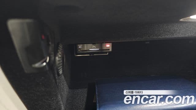 Mercedes-Benz S-Class 2022 — Photo 2/36