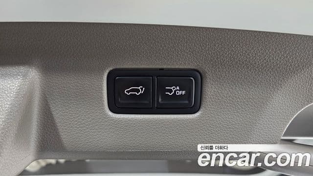 Kia Carnival 2022 — Фото 17/20
