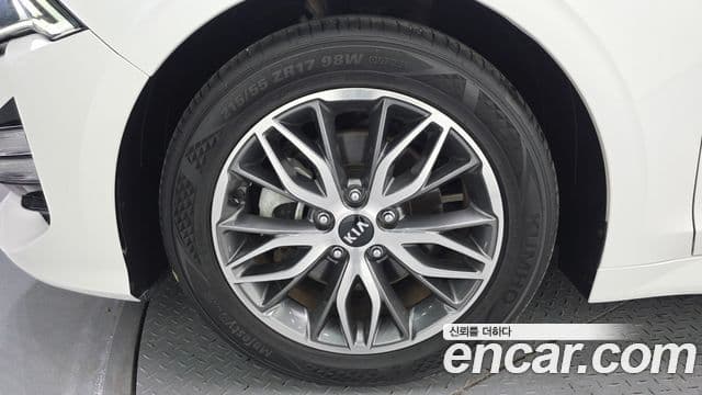 Kia K5 2021 — Şəkil 5/20