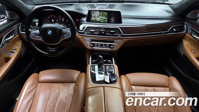 BMW 7 Series 2018 — фото 6 из 20