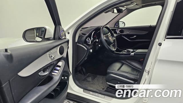 Mercedes-Benz GLC-Class 2018 — ფოტო 10/20