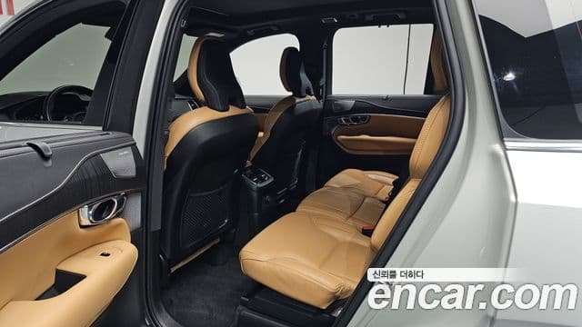 Volvo XC90 2022 — Şəkil 11/20