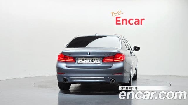 BMW 5 Series 2018 — Şəkil 4/20