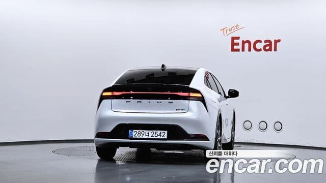 Toyota Prius 2026 — Şəkil 4/20