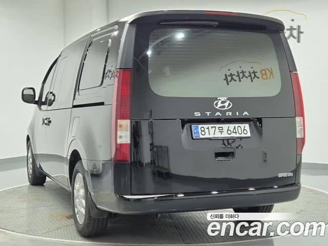 Hyundai Staria, 2022