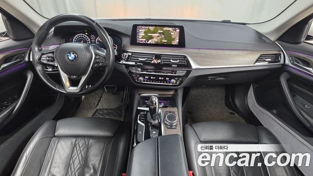 BMW 5 Series 2019 — Şəkil 7/20