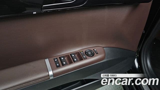 Hyundai Grandeur 2022 — Фото 17/20