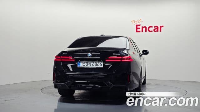 BMW 5 Series 2025 — ფოტო 4/20