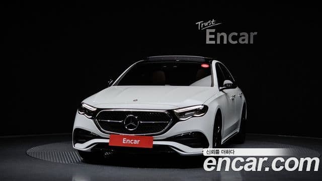 Mercedes-Benz E-Class 2026 — фото 2 из 20