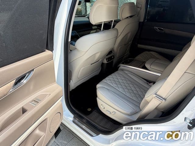 Genesis GV80 2022 — ფოტო 11/12