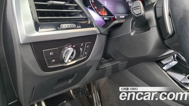 BMW X3 2021 — ფოტო 15/20